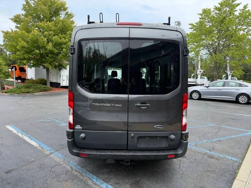 2017 Ford Transit - Image 5 of 12