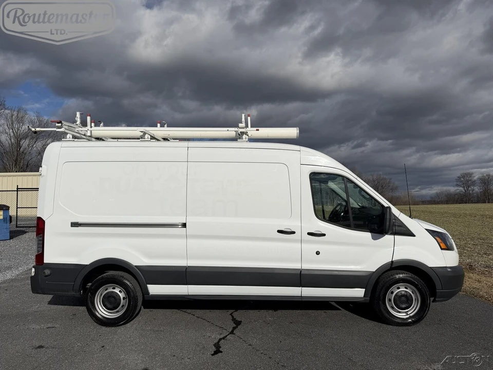 2017 Ford Transit - Image 2 of 12