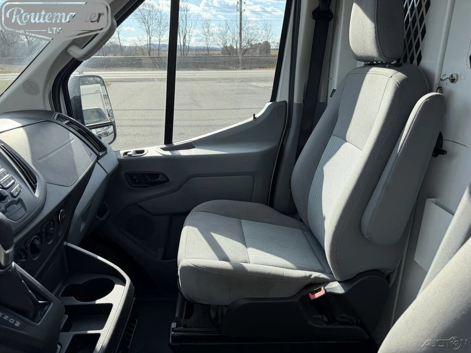 2017 Ford Transit - Image 11 of 12