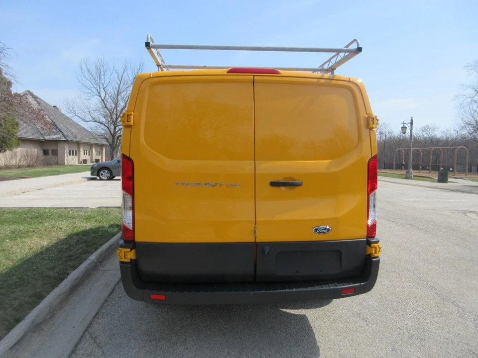 2017 Ford Transit - Image 12 of 31