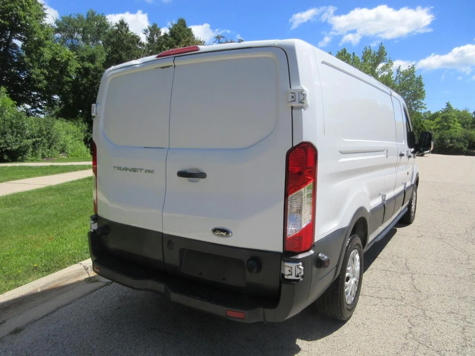 2017 Ford Transit - Image 13 of 31
