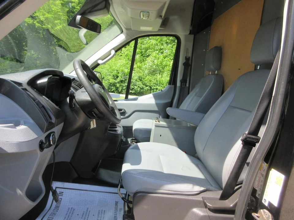 2017 Ford Transit - Image 29 of 31
