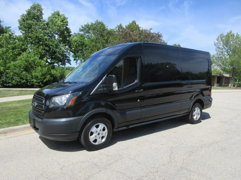 2017 Ford Transit - Image 2 of 31