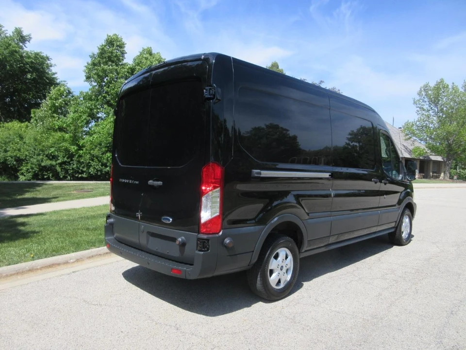 2017 Ford Transit - Image 8 of 31