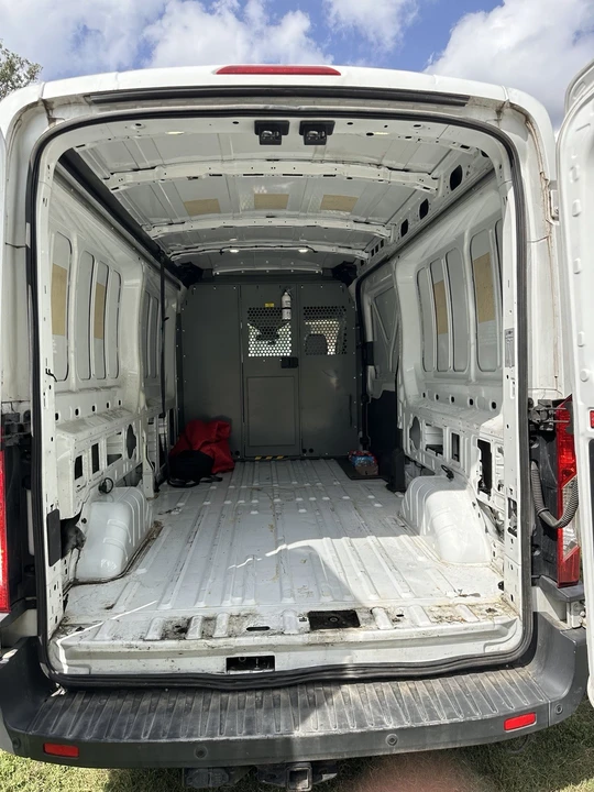 2017 Ford Transit - Image 4 of 4