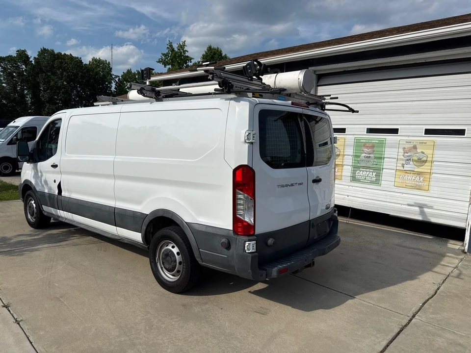 2017 Ford Transit - Image 2 of 20