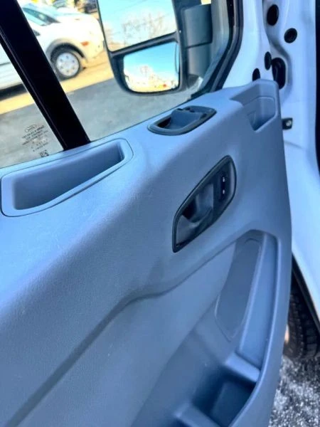 2017 Ford Transit - Image 10 of 12