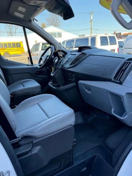 2017 Ford Transit - Image 6 of 12