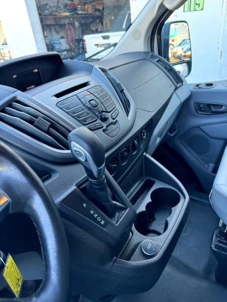 2017 Ford Transit - Image 8 of 12