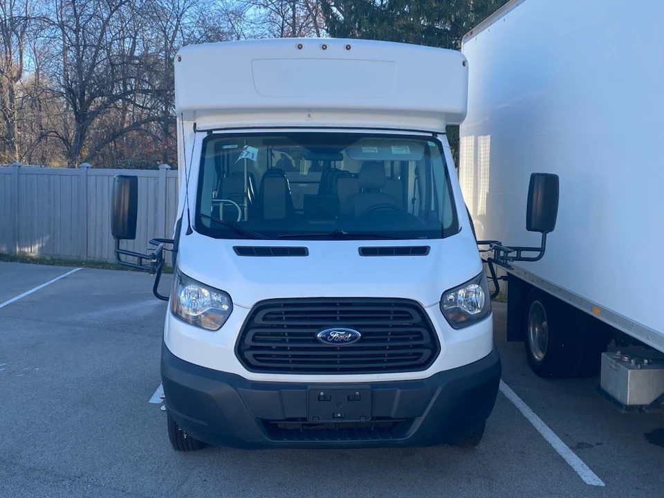 2017 Ford Transit - Image 2 of 5