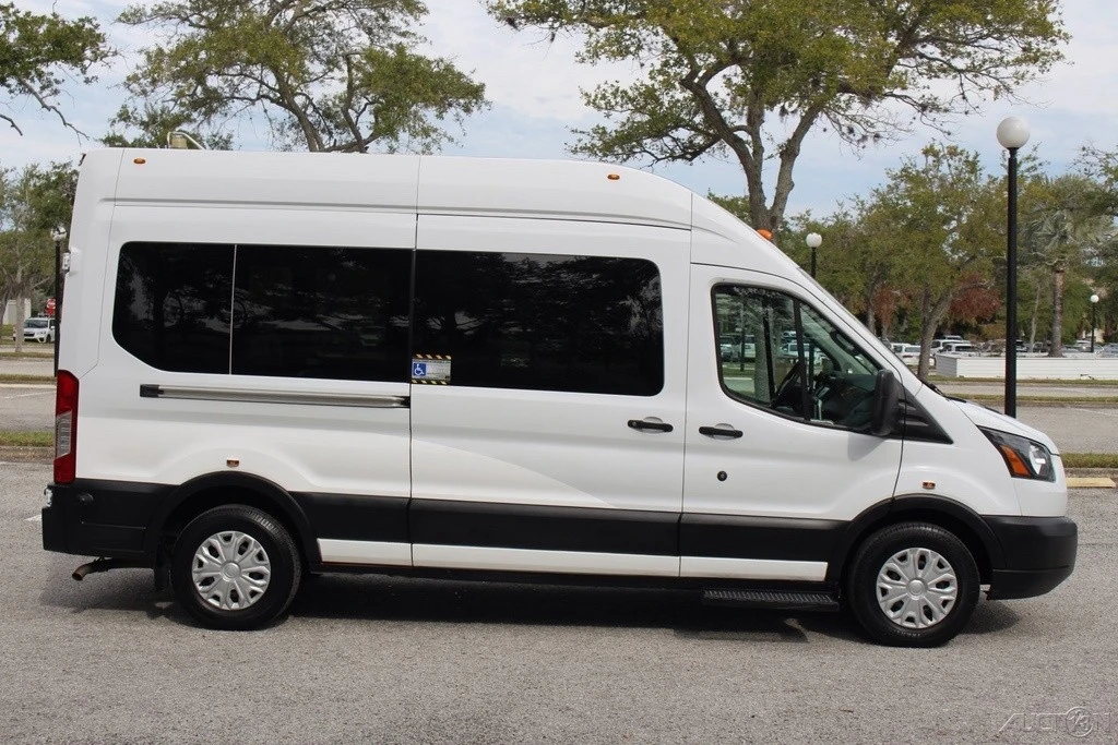 2017 Ford Transit - Image 16 of 24