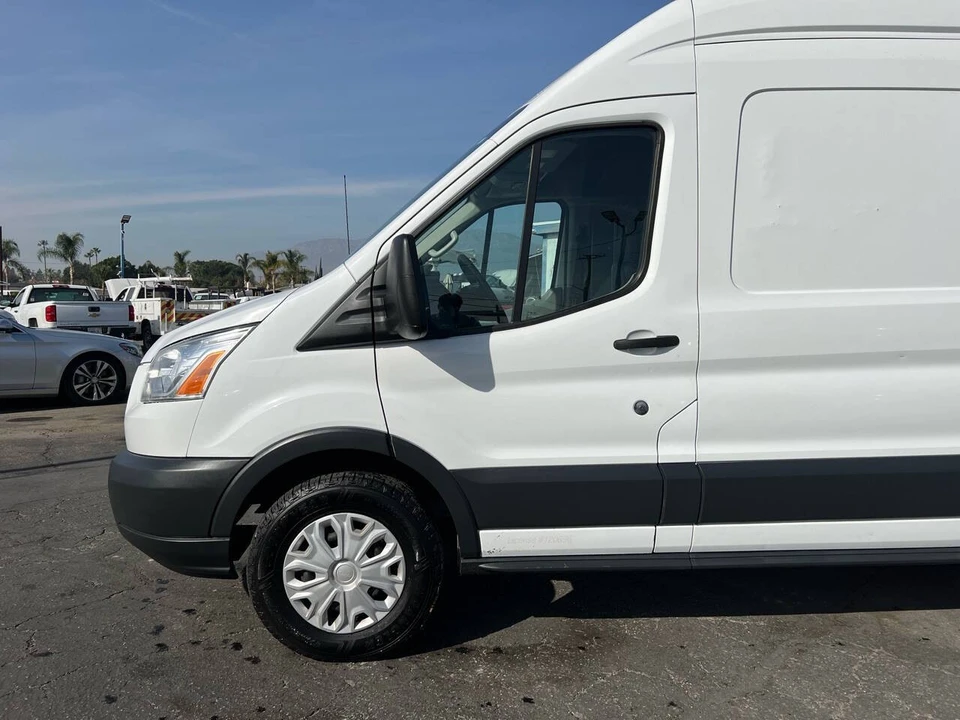 2017 Ford Transit - Image 17 of 31