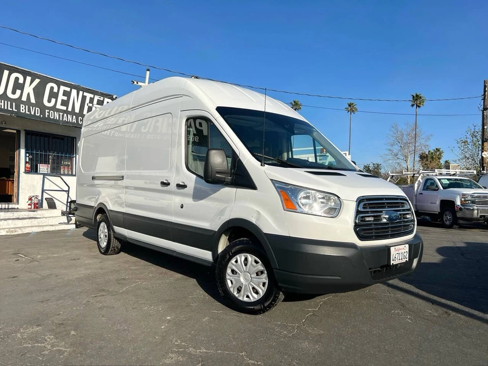 2017 Ford Transit - Image 3 of 31
