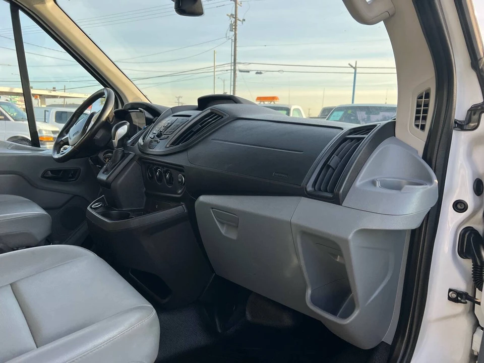 2017 Ford Transit - Image 28 of 31