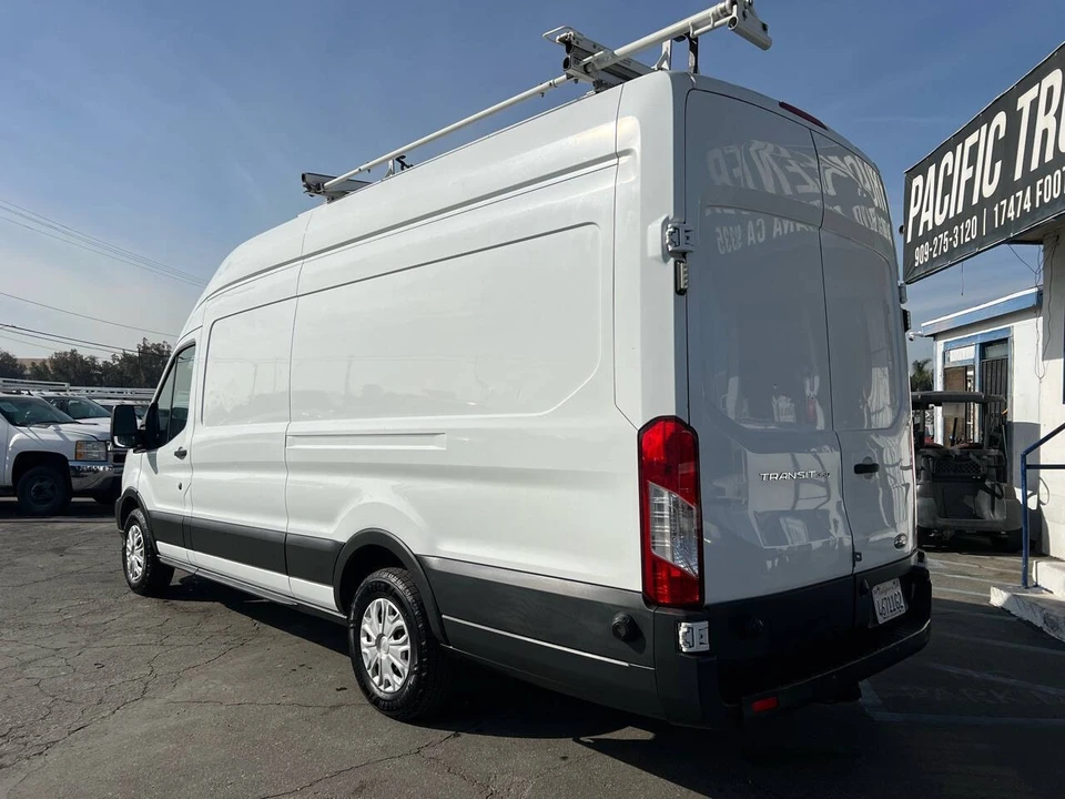 2017 Ford Transit - Image 14 of 31