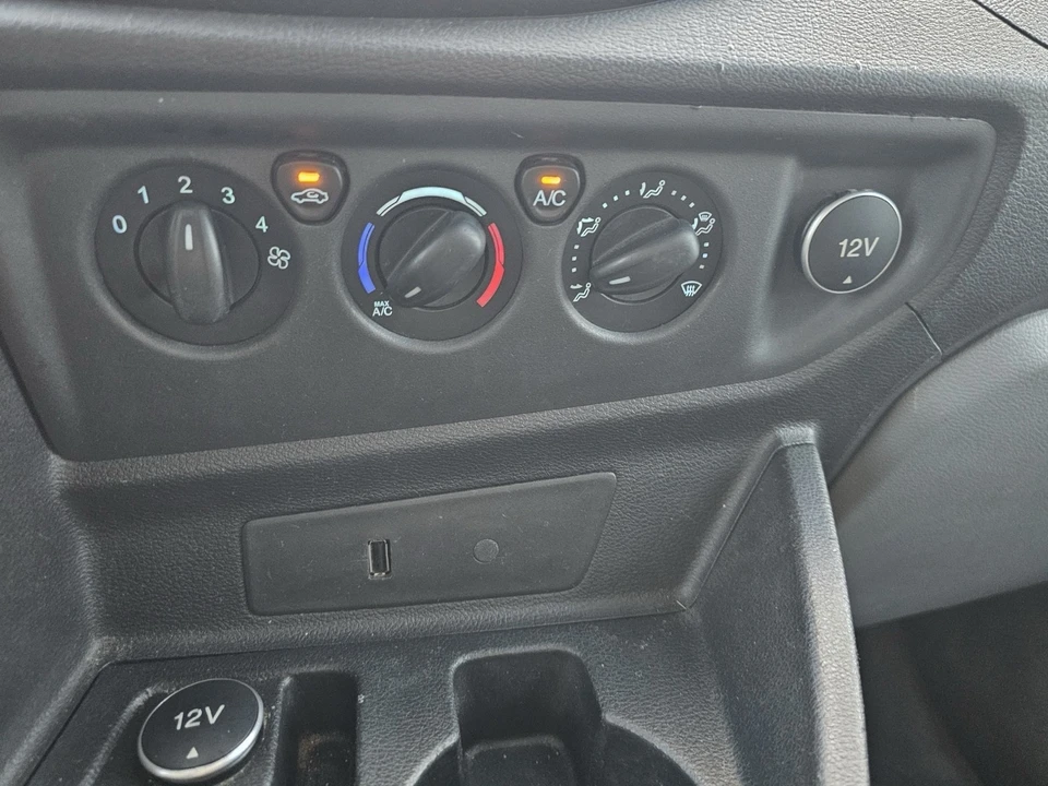2017 Ford Transit - Image 21 of 31
