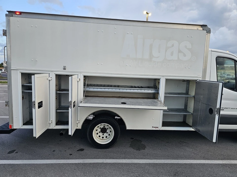 2017 Ford Transit - Image 10 of 31