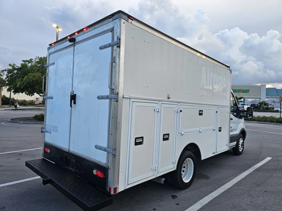 2017 Ford Transit - Image 4 of 31