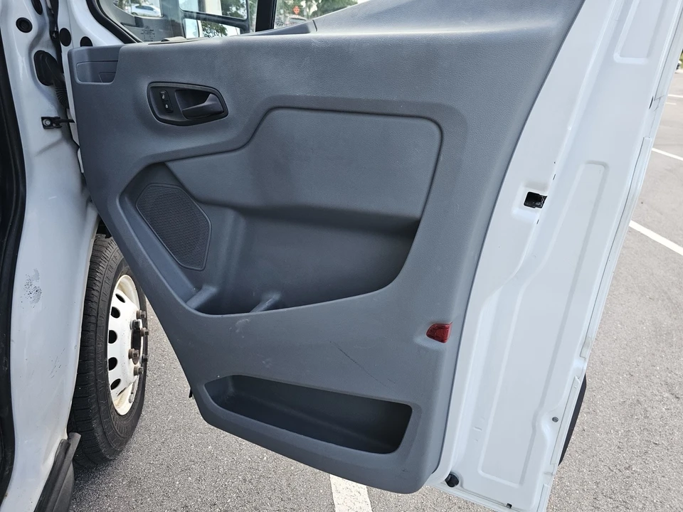 2017 Ford Transit - Image 22 of 31