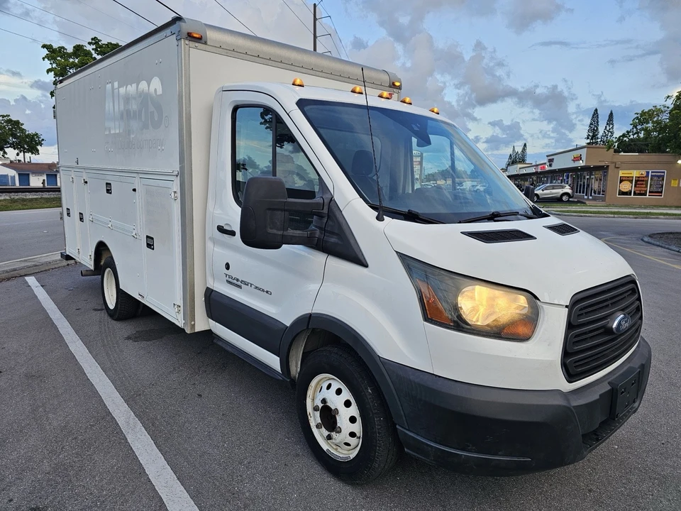 2017 Ford Transit - Image 3 of 31