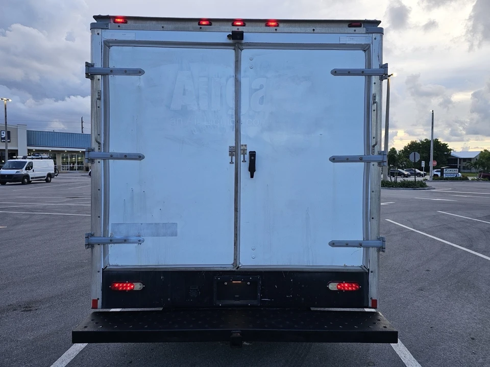 2017 Ford Transit - Image 8 of 31
