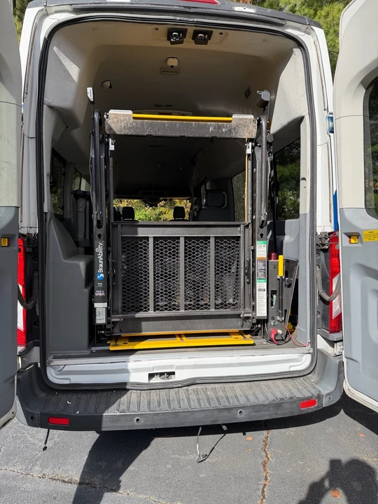 2017 Ford Transit - Image 4 of 8