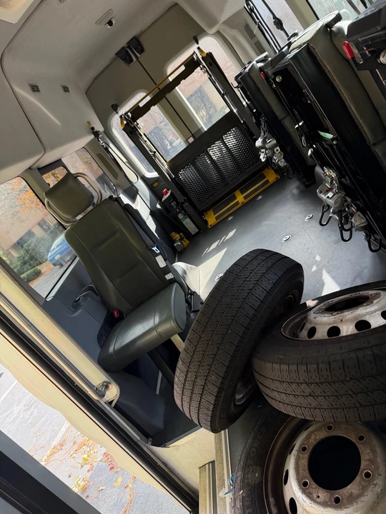 2017 Ford Transit - Image 8 of 8