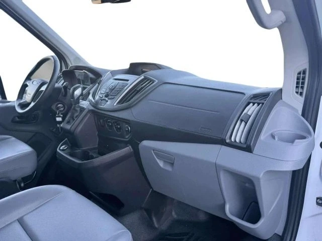 2017 Ford Transit - Image 5 of 12