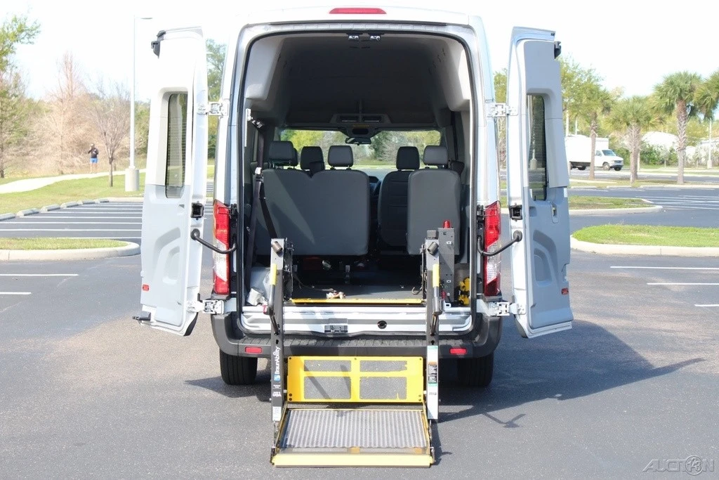 2017 Ford Transit - Image 2 of 21