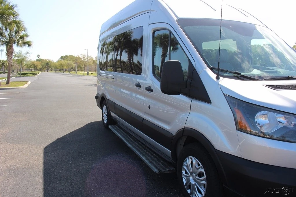 2017 Ford Transit - Image 16 of 21