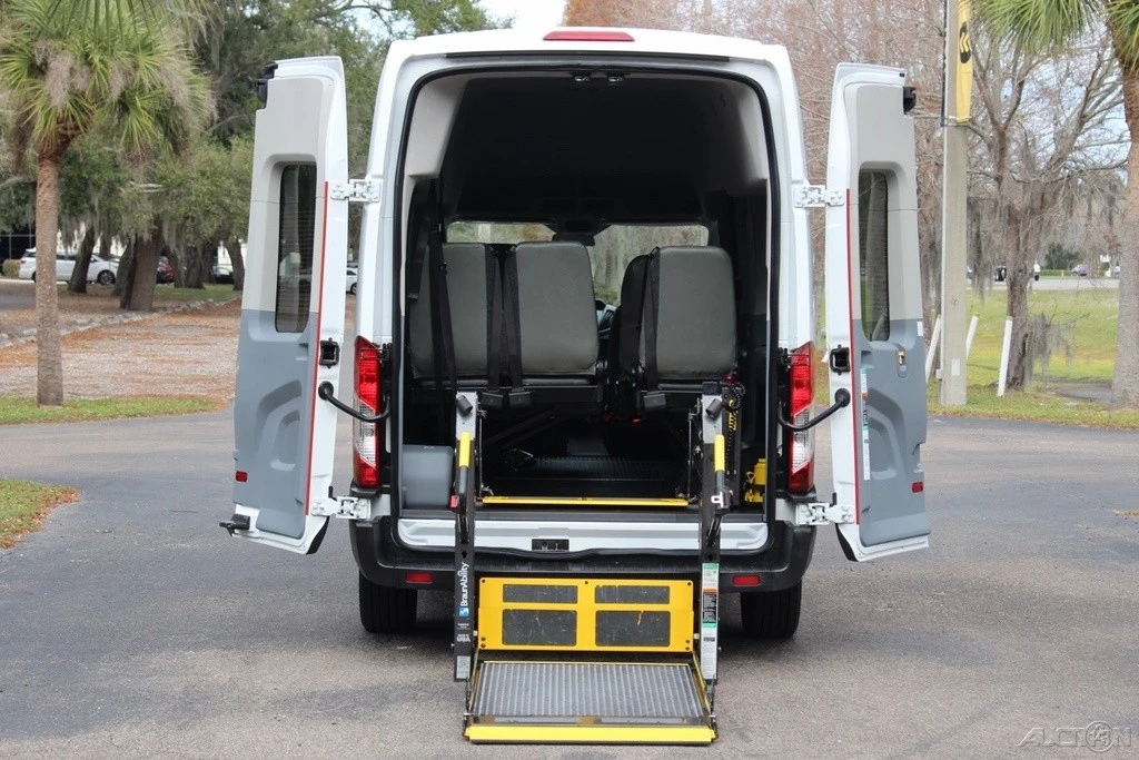 2017 Ford Transit - Image 2 of 21