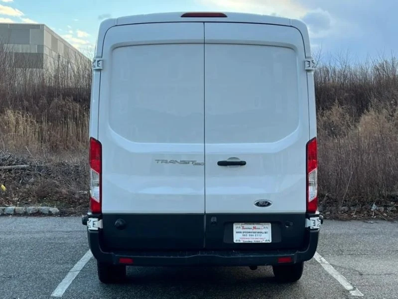2017 Ford Transit - Image 11 of 12
