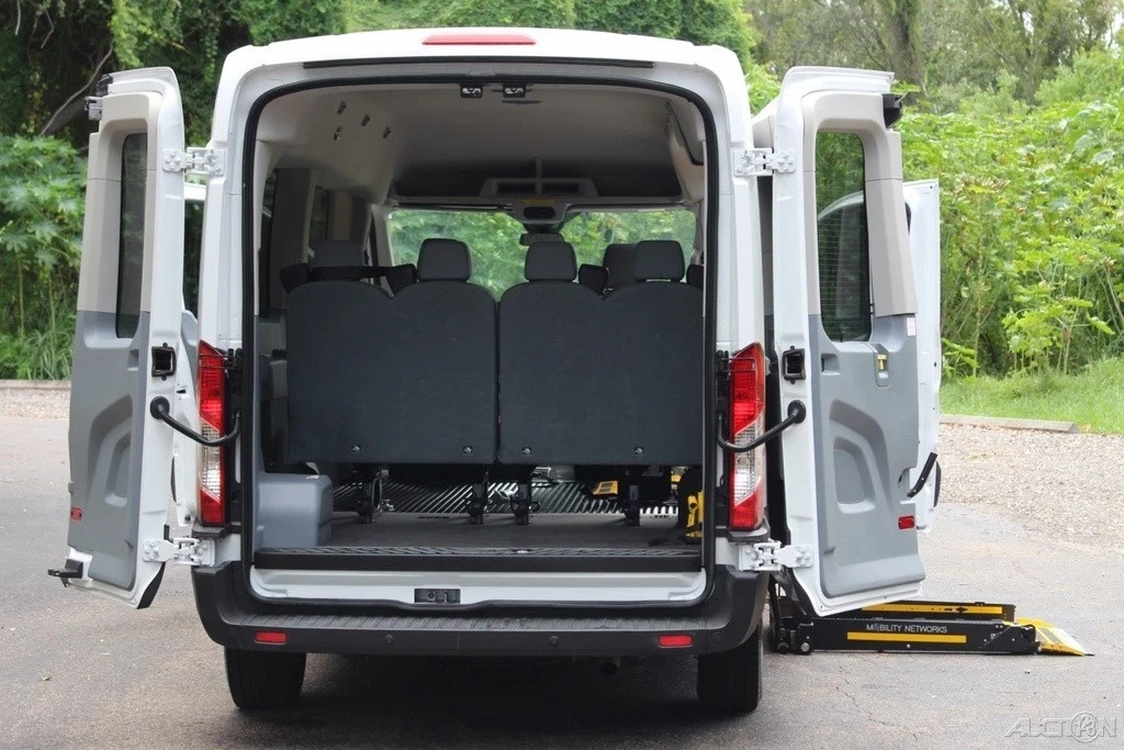 2017 Ford Transit - Image 6 of 21