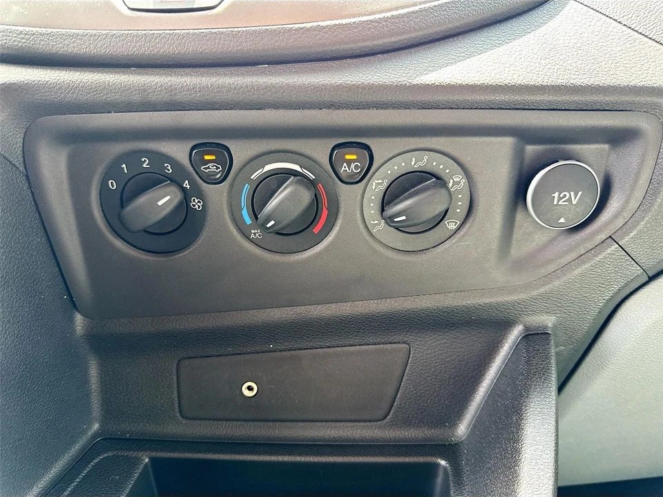 2017 Ford Transit - Image 11 of 31