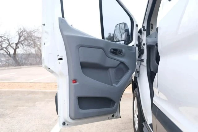 2017 Ford Transit - Image 19 of 21