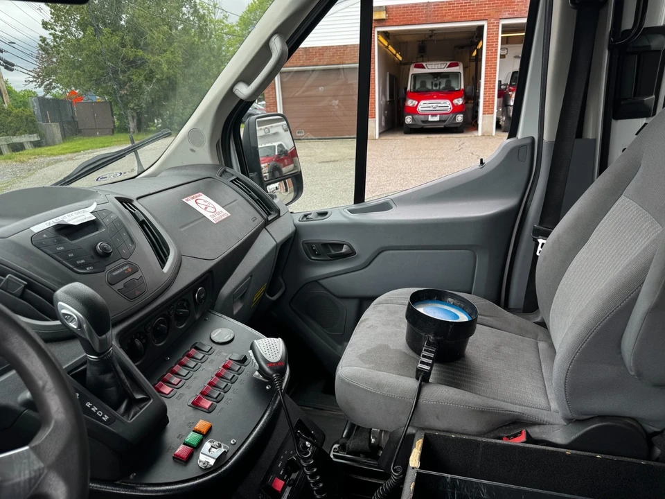 2017 Ford Econoline Van - Image 7 of 21