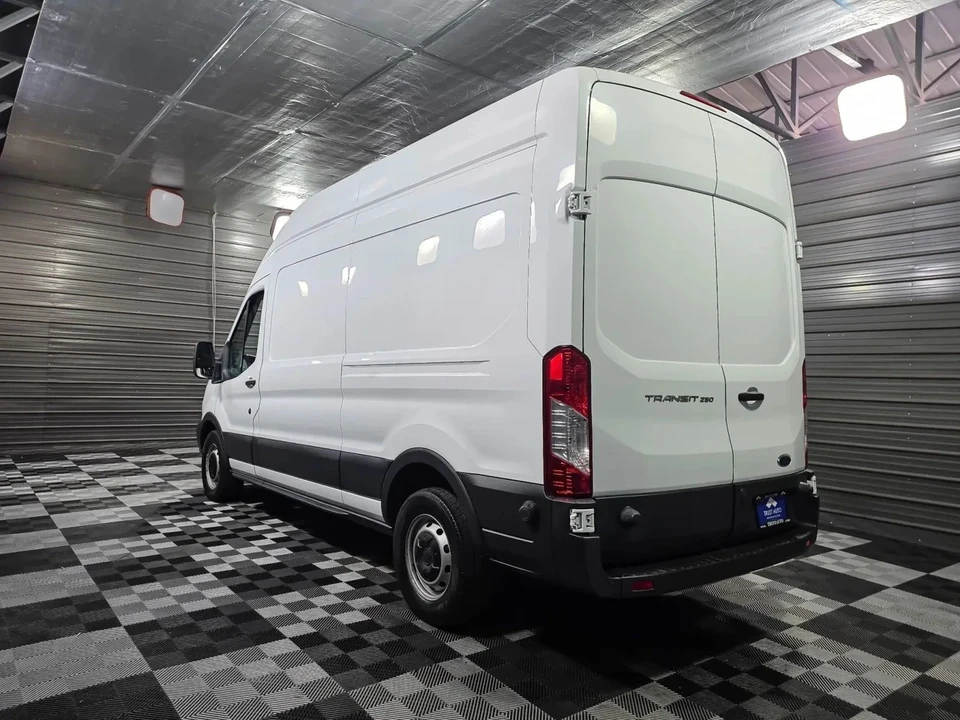 2017 Ford Transit - Image 7 of 12