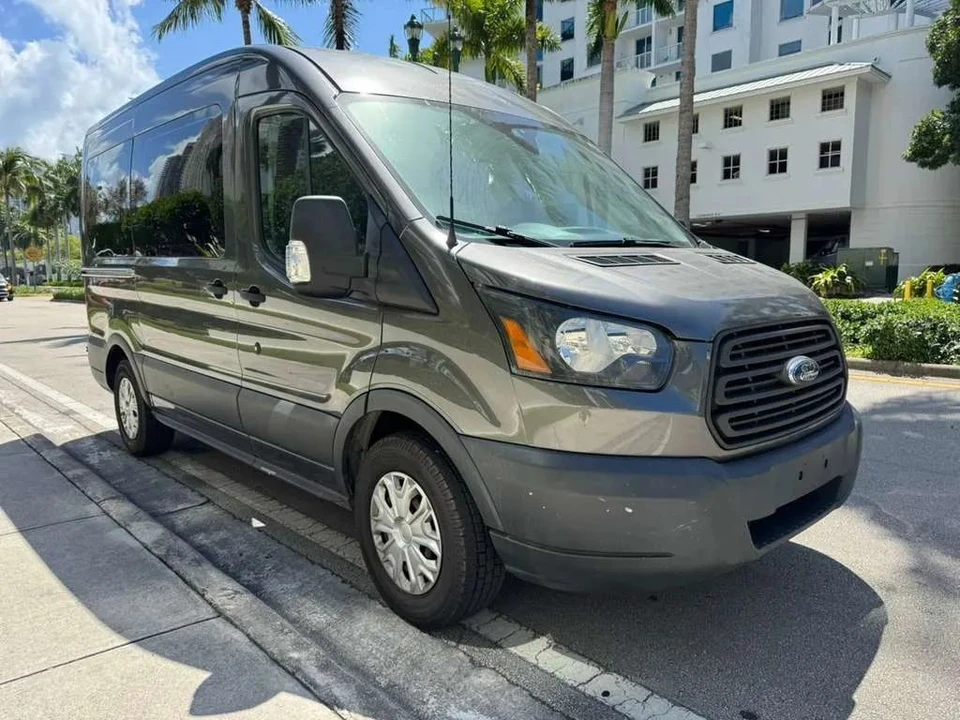 2017 Ford Transit - Image 2 of 12