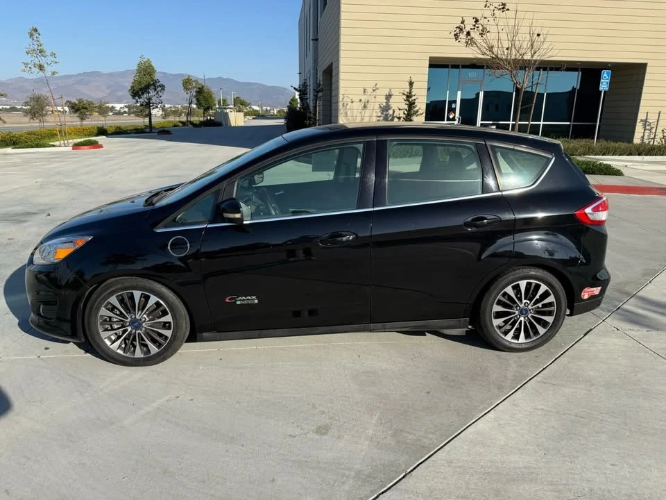 2017 Ford C-Max - Image 2 of 15