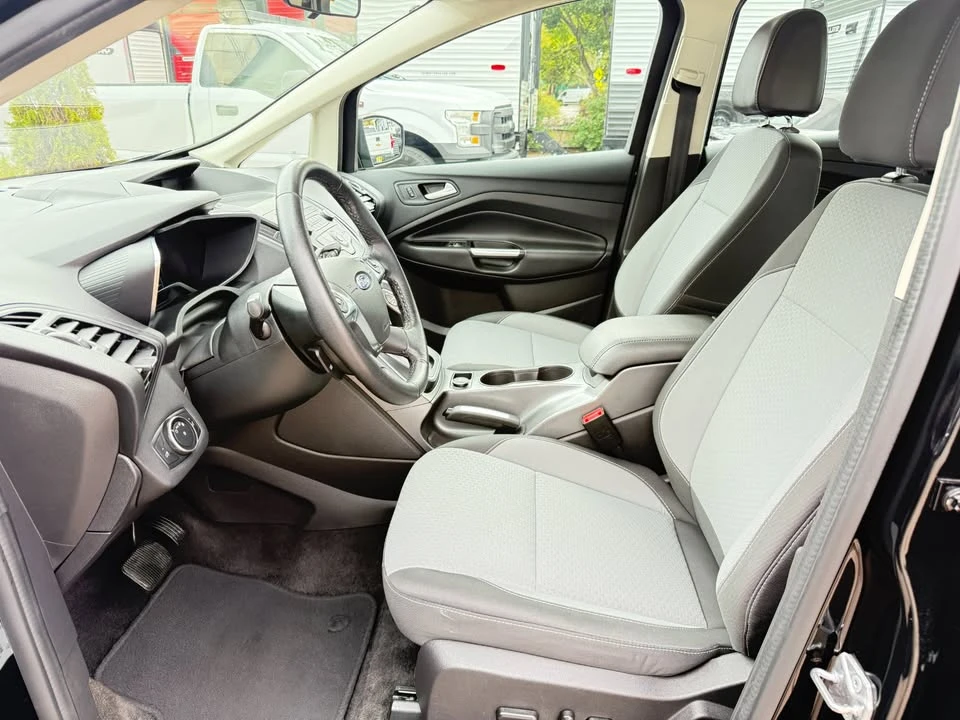 2017 Ford C-Max - Image 16 of 19