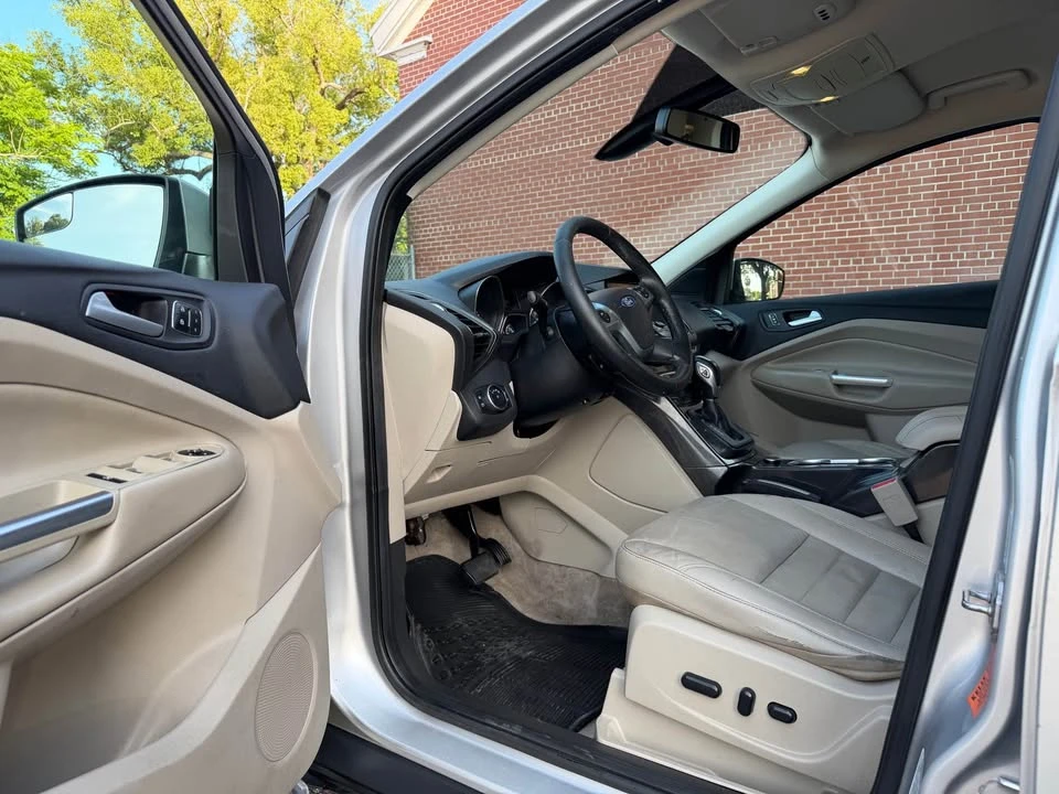 2017 Ford Escape - Image 9 of 19