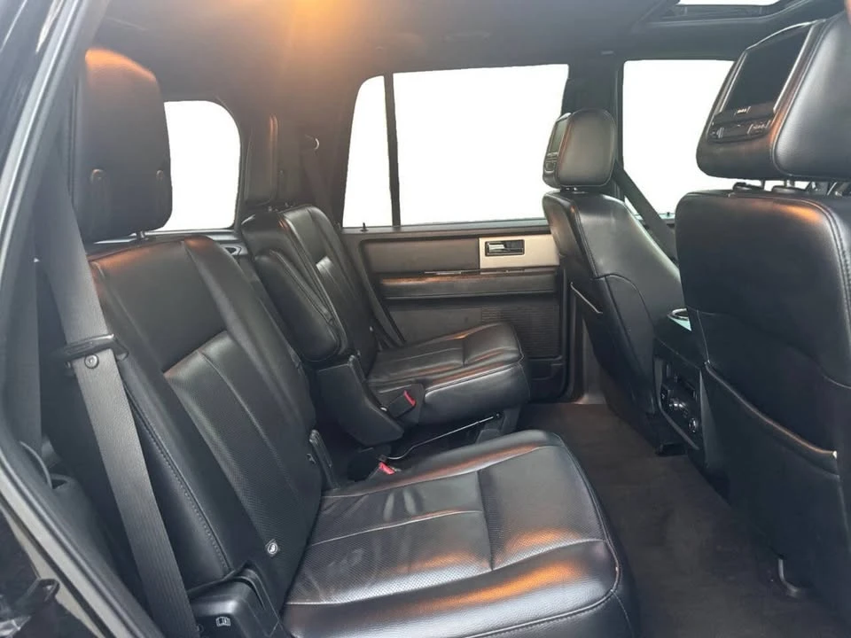 2017 Ford Expedition 3rd Gen - Image 17 of 19