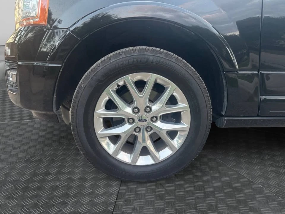2017 Ford Expedition 3rd Gen - Image 8 of 19