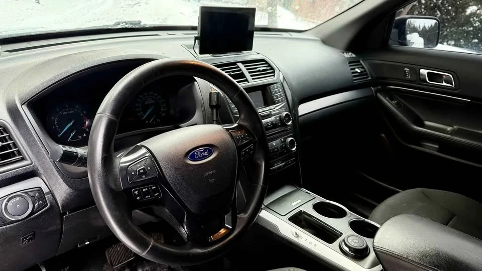 2017 Ford Explorer 5th Gen - Image 5 of 7