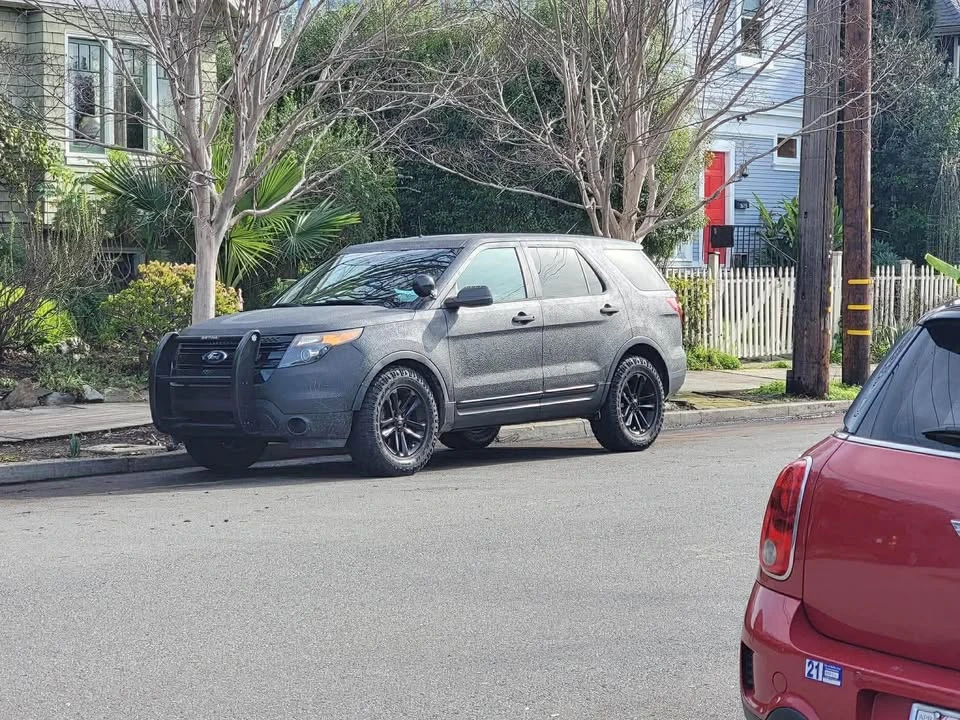 2013 Ford Explorer 5th Gen - Image 2 of 4