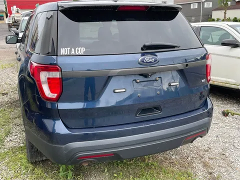 2017 Ford Explorer 5th Gen - Image 2 of 9