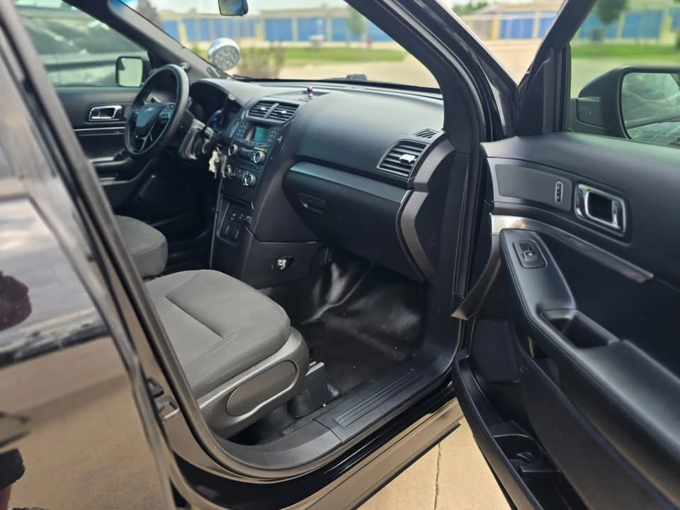 2017 Ford Explorer 5th Gen - Image 5 of 15