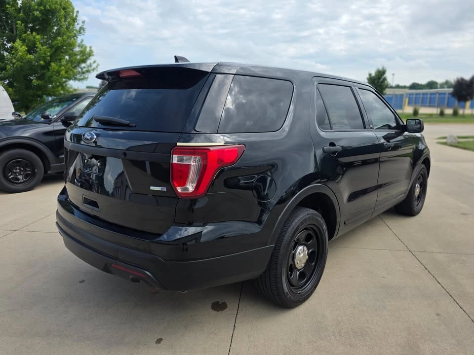 2017 Ford Explorer 5th Gen - Image 3 of 15