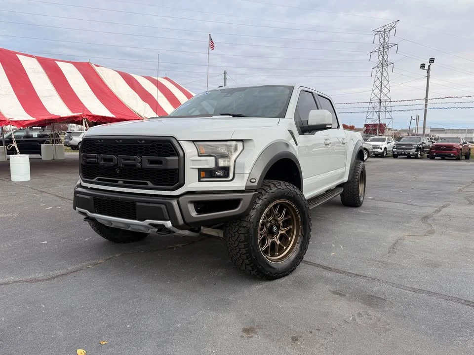 2017 Ford F-150 Raptor 13th Gen - Image 4 of 18