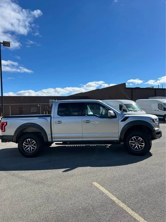 2017 Ford F-150 Raptor 13th Gen - Image 4 of 12
